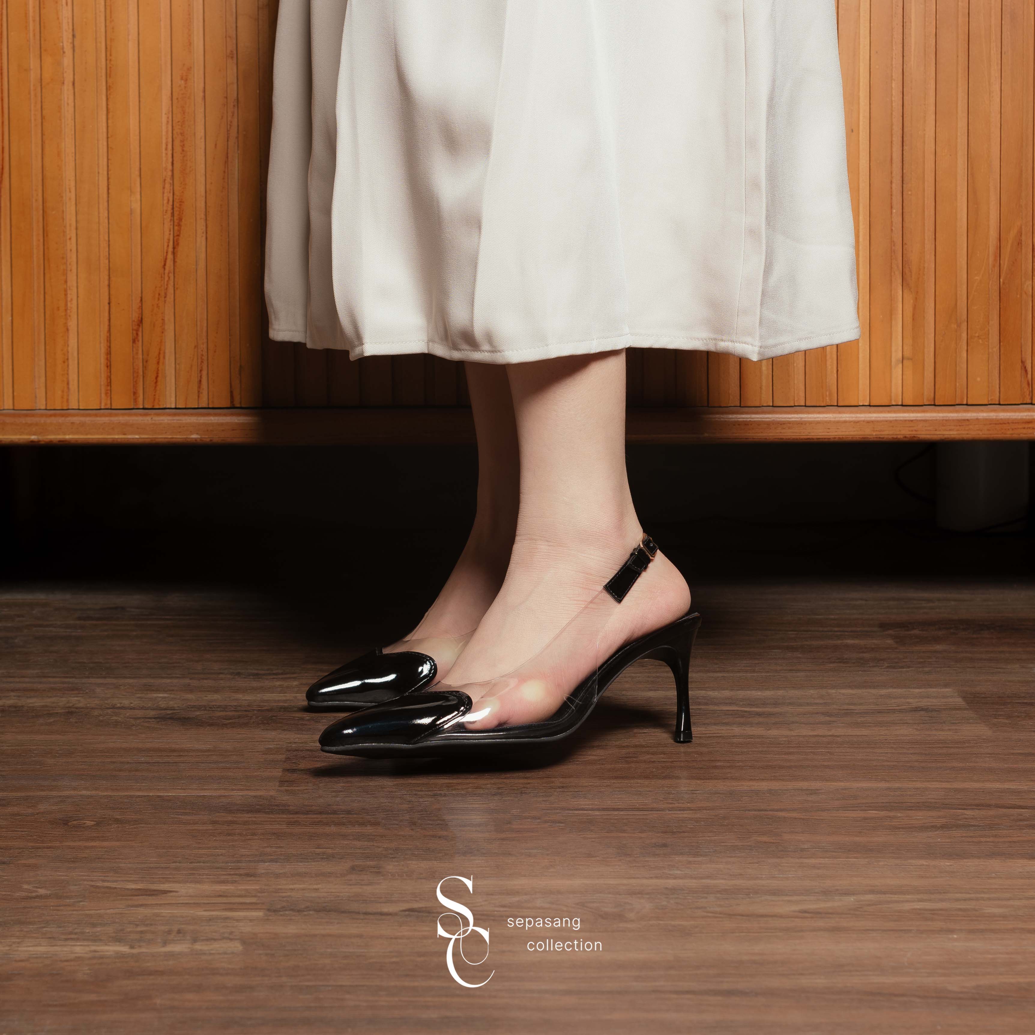 Cloe Mules