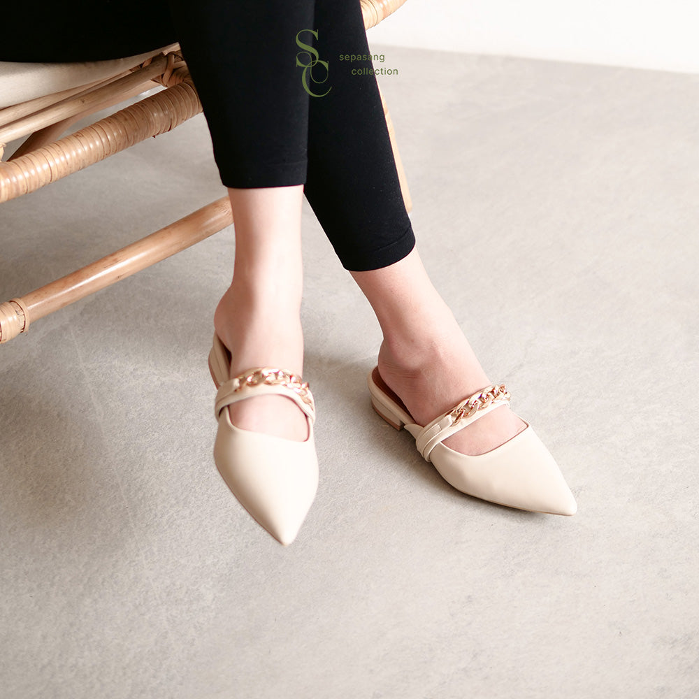Nancy Mules
