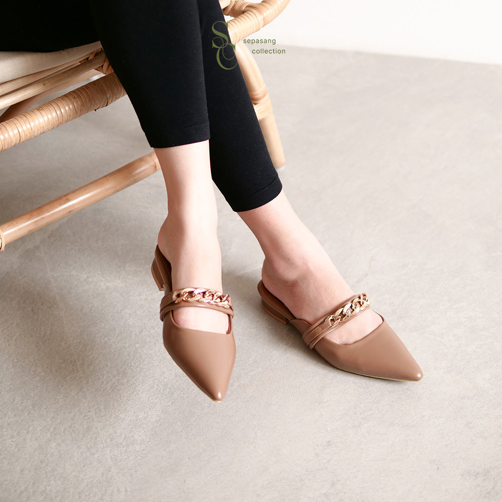 Nancy Mules