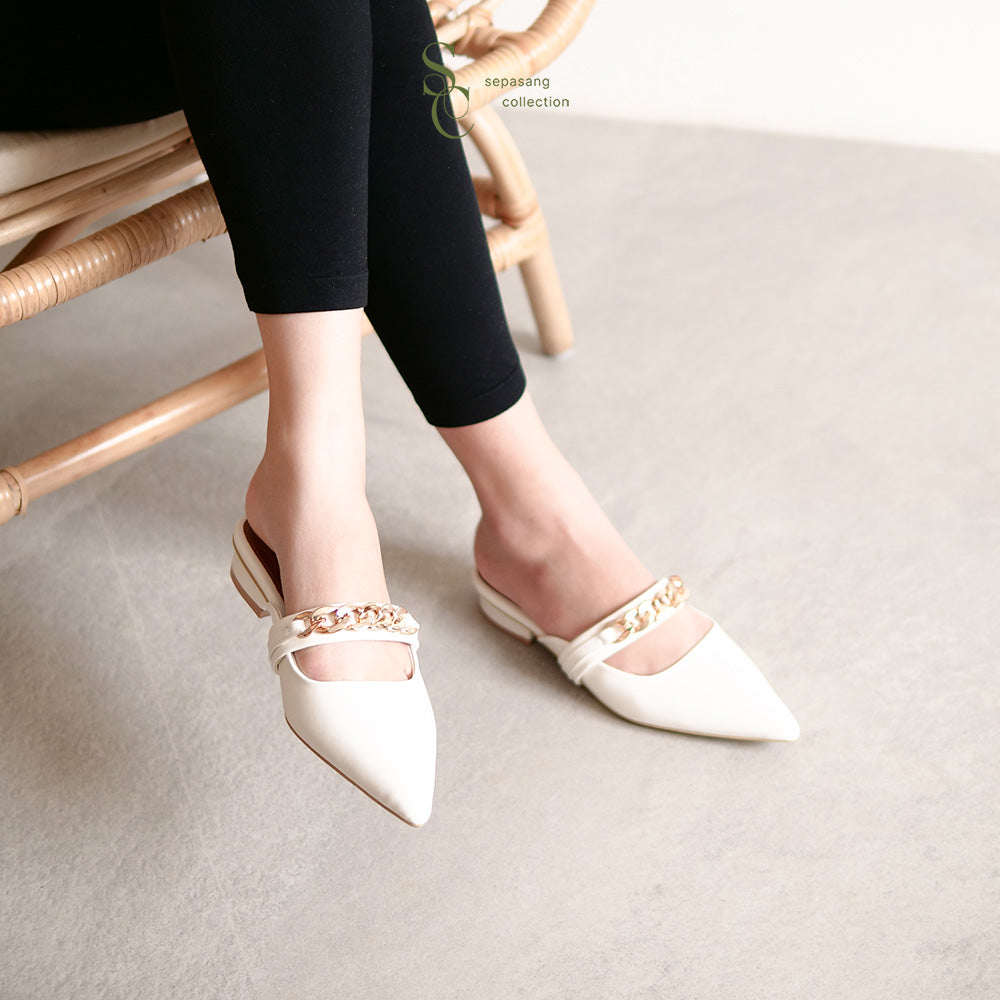 Nancy Mules