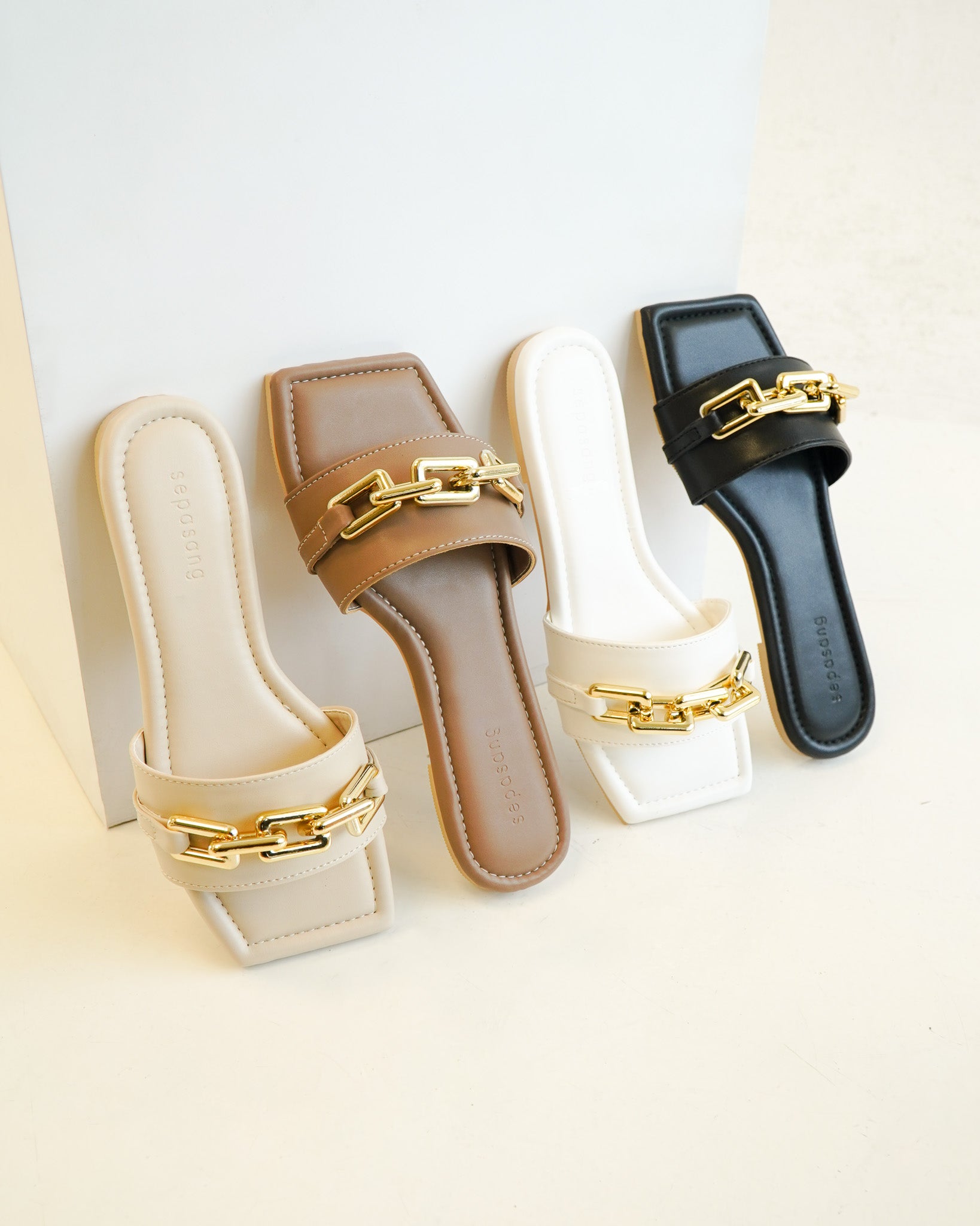 Gretta Sandal